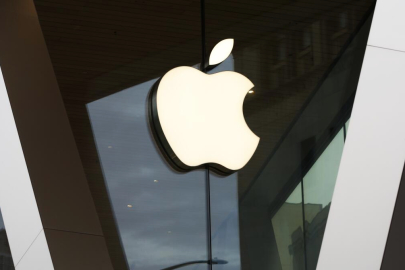 Trump'ın yeni dış ticaret hamlesi Apple'ı vurdu!