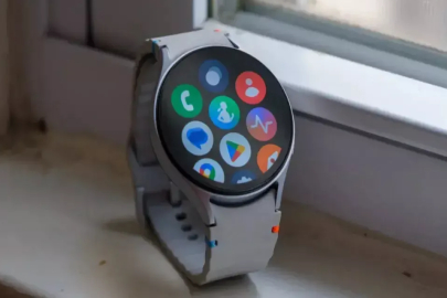 One UI 8 bu saat için çıktı!