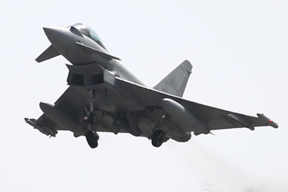 Eurofighter Typhoon alımı için imzalar atıldı.